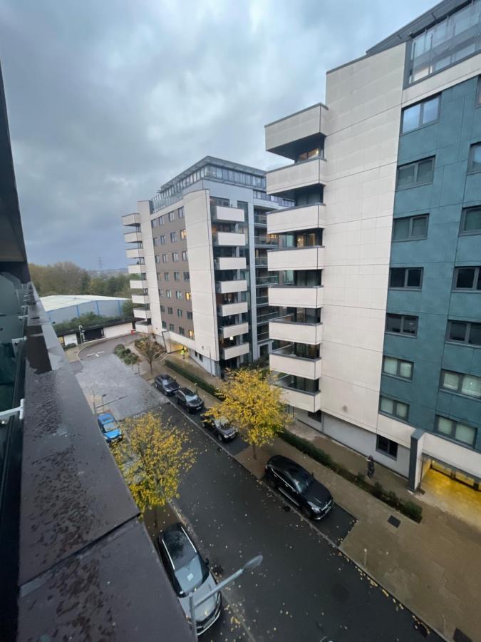 Amazing Apartment Moments Away From The Heart Of London Exteriör bild