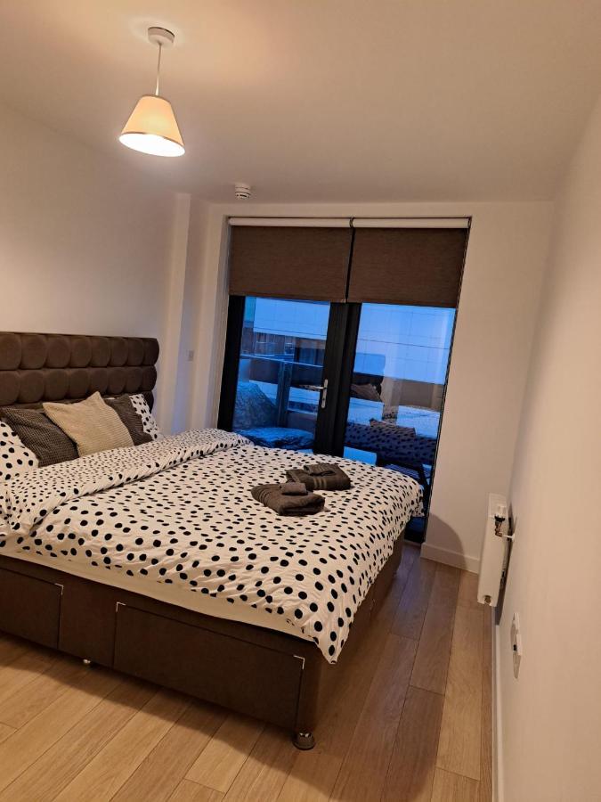 Amazing Apartment Moments Away From The Heart Of London Exteriör bild